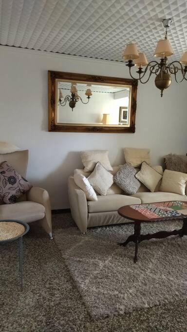 Charming Three Bedroom Apartment In Alcoi Ngoại thất bức ảnh